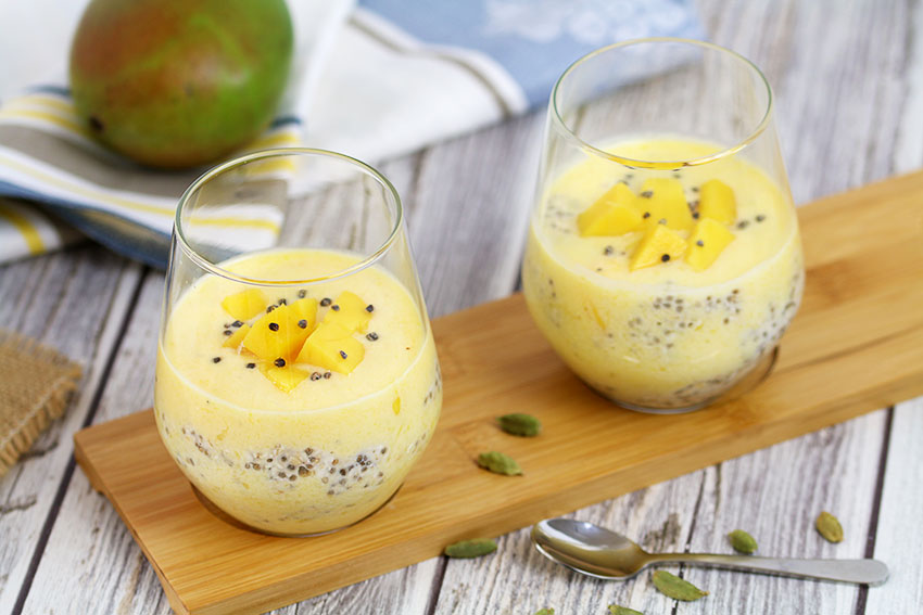 Mango Lassi Overnight Oats