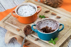 chocolate mug cake with icing sugar