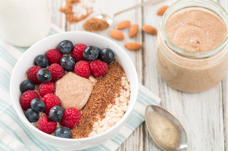 Nourishing Porridge with Berries & Seeds