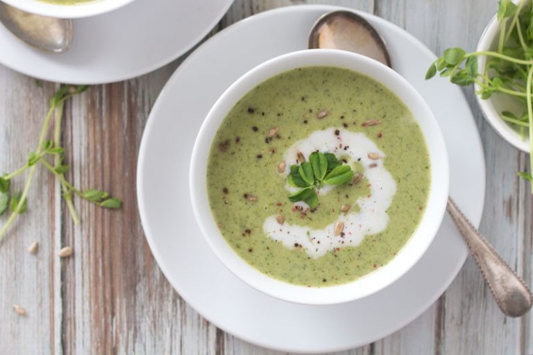St Patrick's Day Super Green Broccoli Soup - The Healthy Tart
