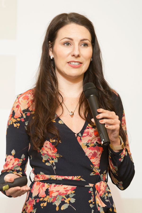 Eva Burg Public Speaking
