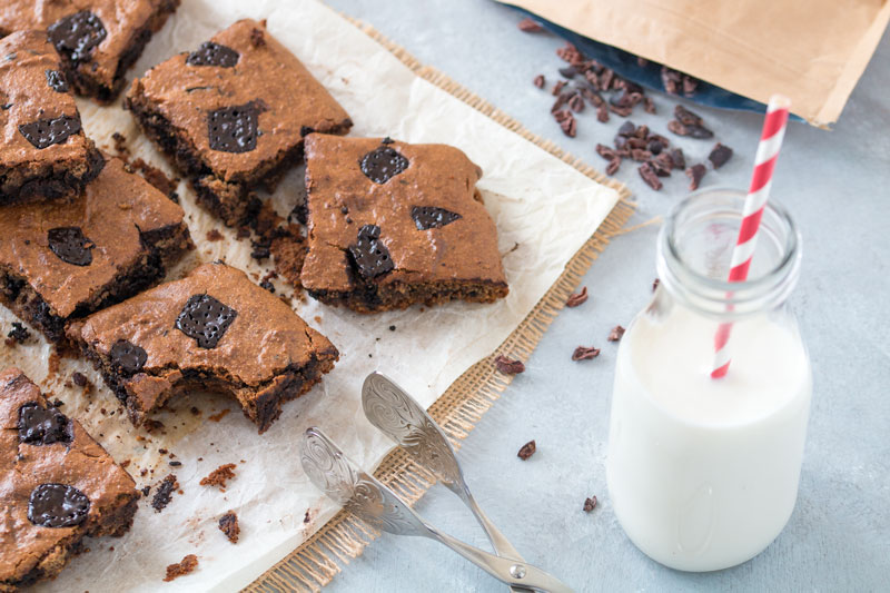 Chocolate Almond Butter Bars with Almond Milk