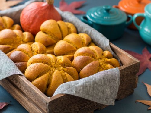 Healthy Pumpkin Bread Rolls